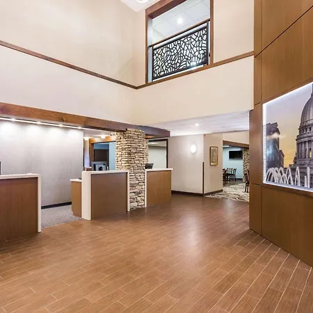 Hotel Wyndham Garden Madison Fitchburg